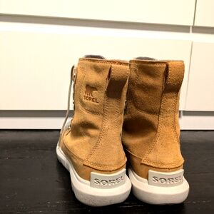 Brand new Sorel boots size